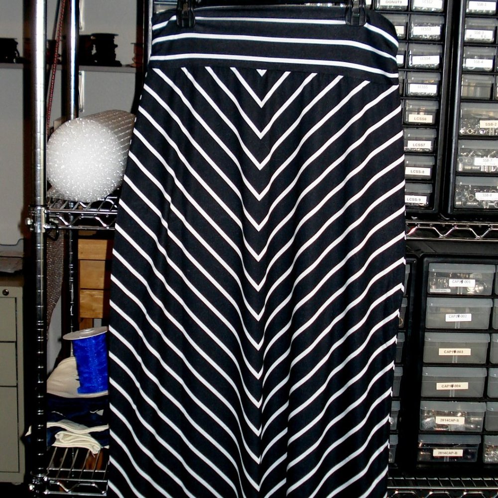 Black and White Striped Maxi Skirt A-line Style Size Medium